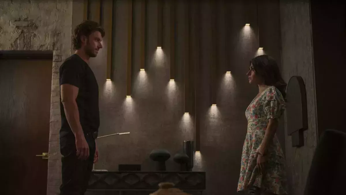 Sex/Life: So haben sich Sarah Shahi und Adam Demos kennengelernt