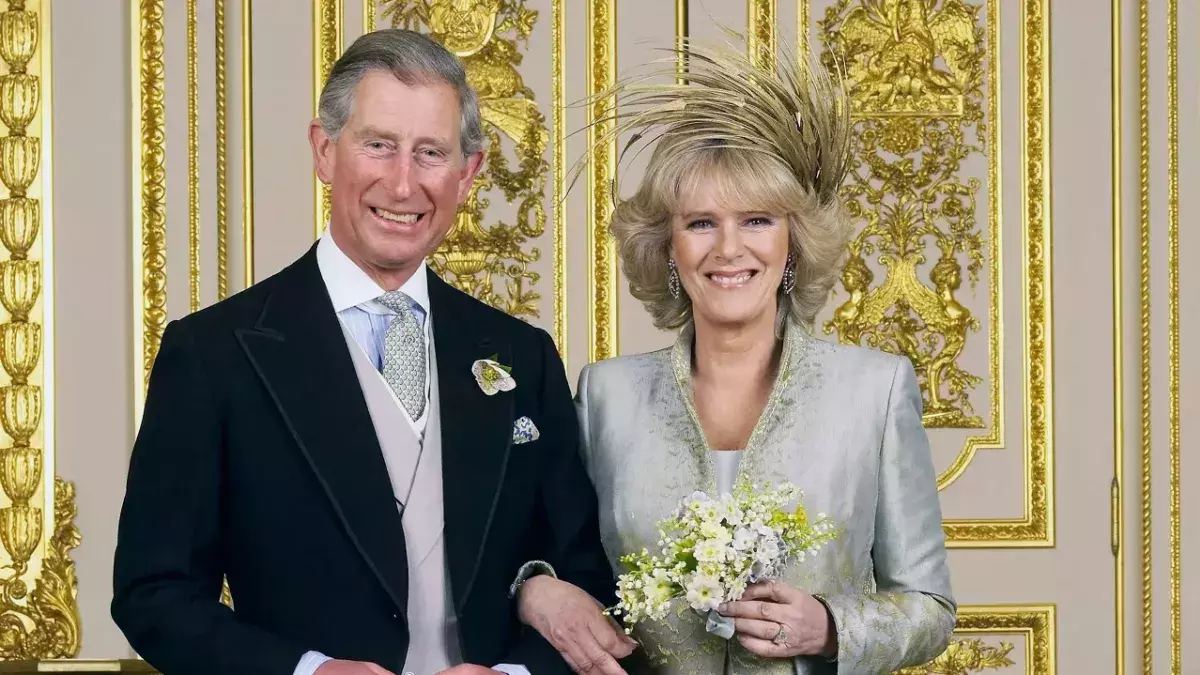 Camilla Parker-Bowles: Warum sie bei ihrer Hochzeit mit Prinz Charles kein Diadem tragen durfte