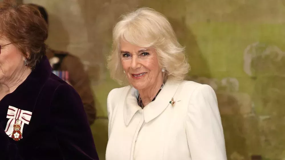 Auszeit von royalen Pflichten: Königin Camilla fliegt in die Sonne