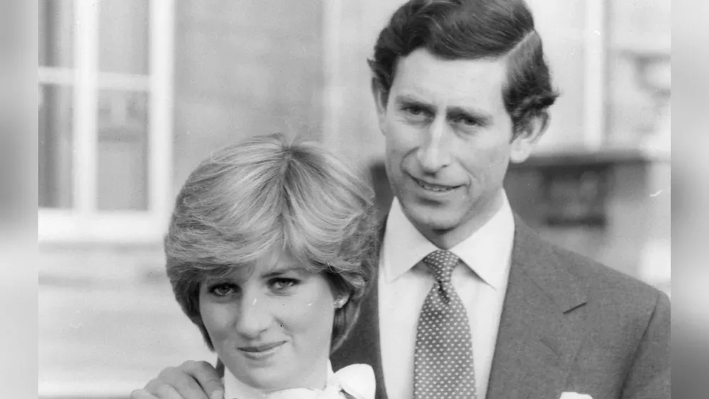 Prinzessin Diana: Diese Kultbluse kommt unter den Hammer