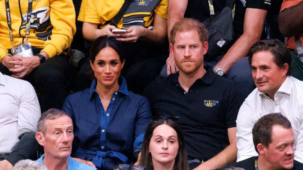 Meghan in Düsseldorf: Schmuck und Kleidung für 330.000 Euro?