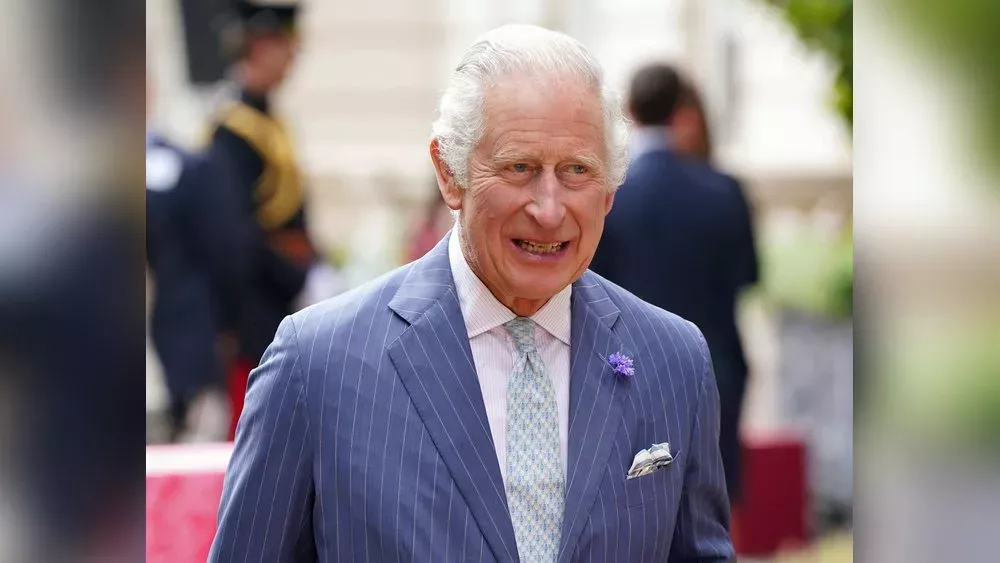 König Charles richtet anerkennende Worte an die englische Mannschaft