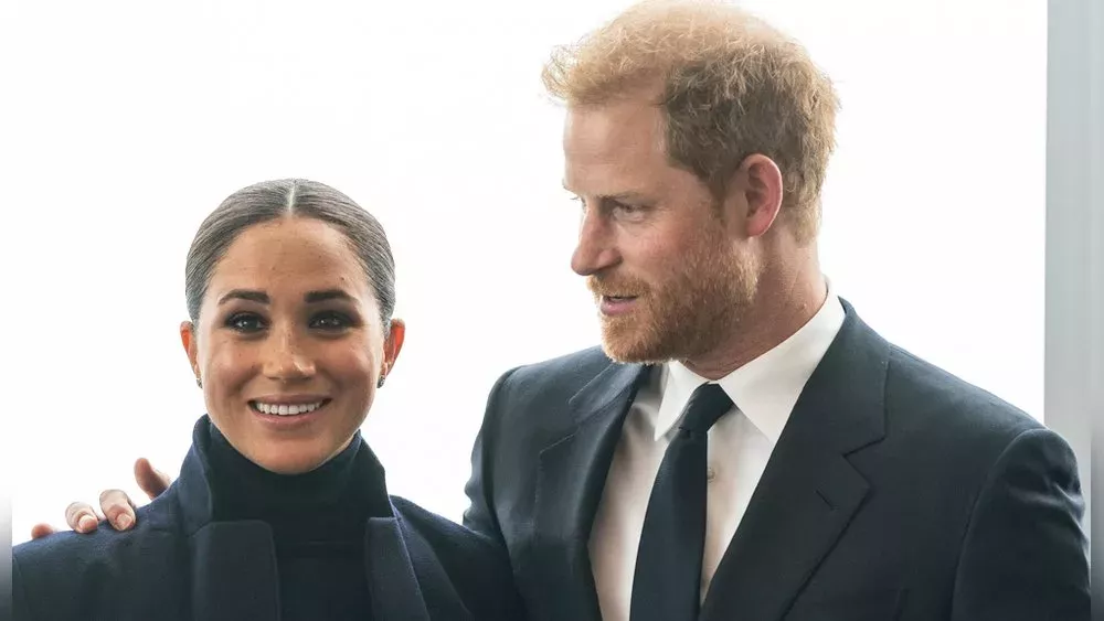 Prinz Harry kommt mit Herzogin Meghan nach Düsseldorf