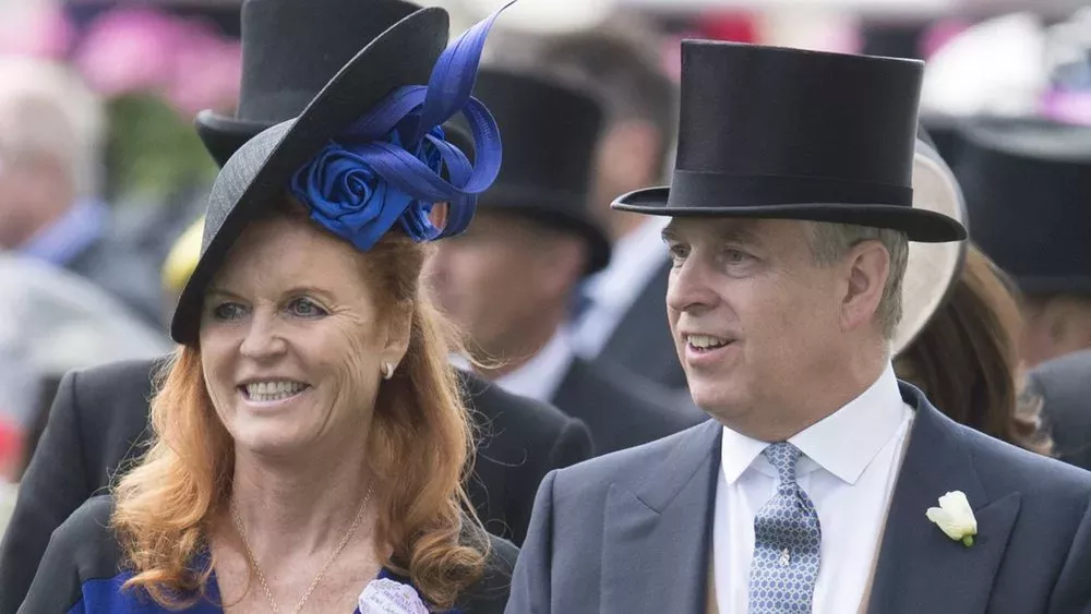 Sarah Ferguson: Prinz Andrew fühlt sich nach Tod der Eltern einsam