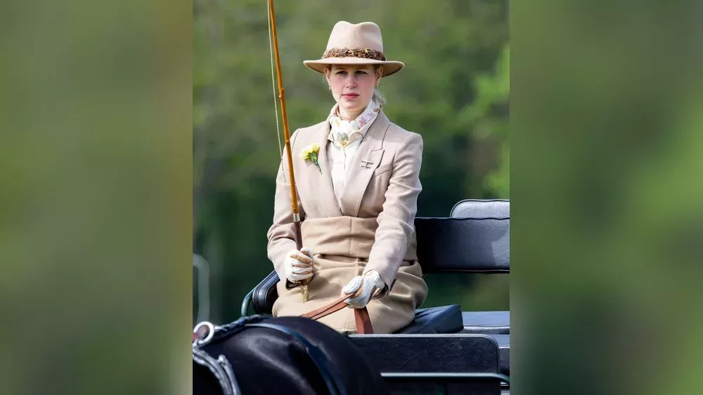 Charles' Nichte Lady Louise: Eleganter Auftritt auf dem Kutschbock