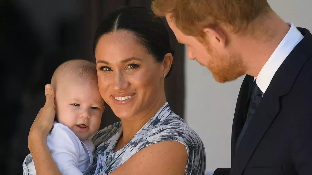 Prinz Archie feiert Geburtstag: Mama Meghan serviert Zitronenkuchen