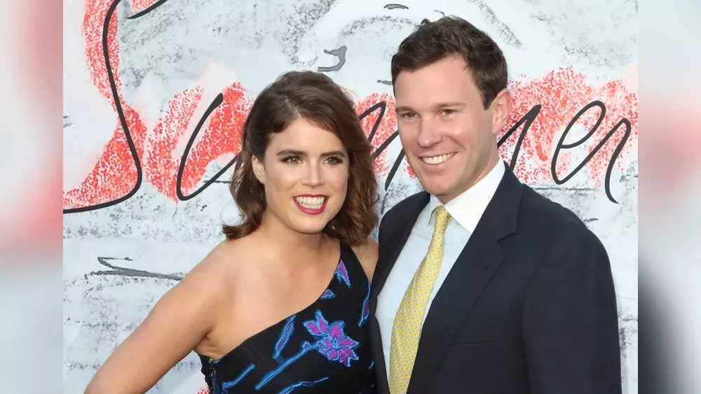 Mit Sohn August: Prinzessin Eugenie teilt süße Familienbilder