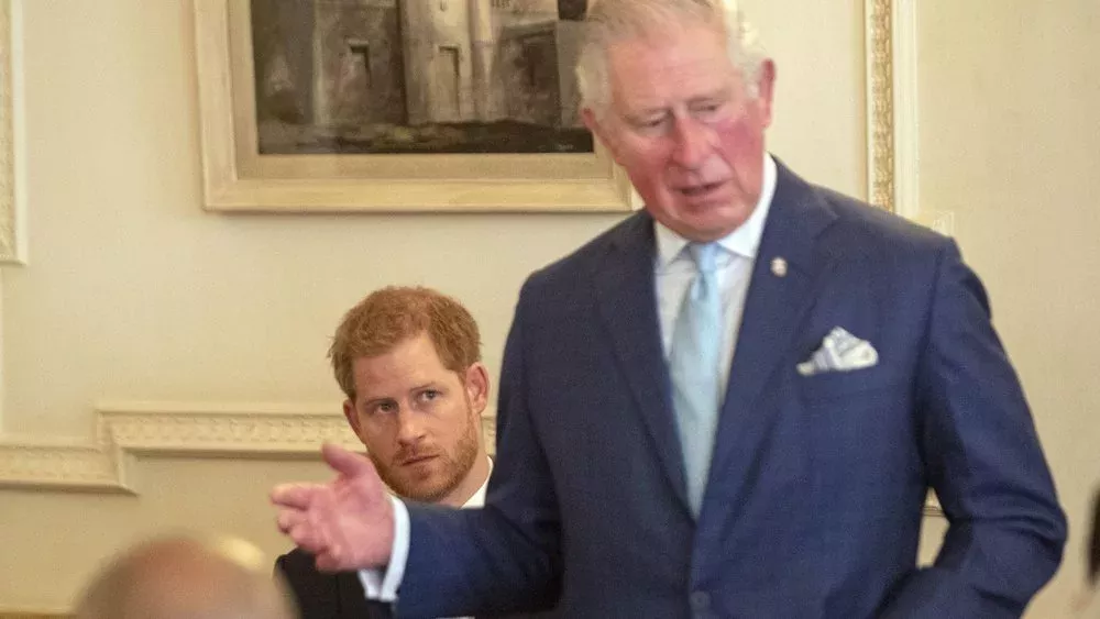 Prinz Harry kommt ohne Meghan zur Krönung seines Vaters