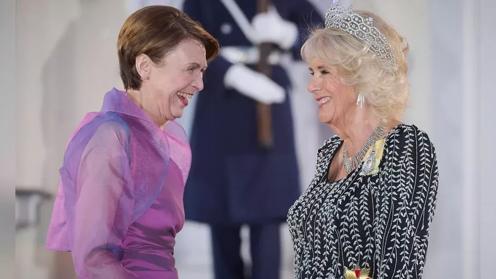 Erste Auslandsreise als Queen Consort: Camilla glänzt in Deutschland