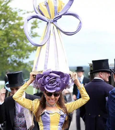 Royal Ascot: Hier seht ihr die verrücktesten Hüte der britischen High Society