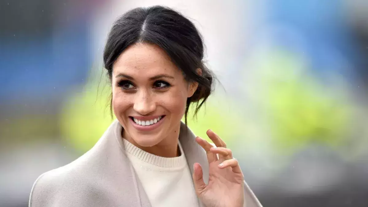 "Der Narr am Hof": So erniedrigt Meghan Prinz Harry
