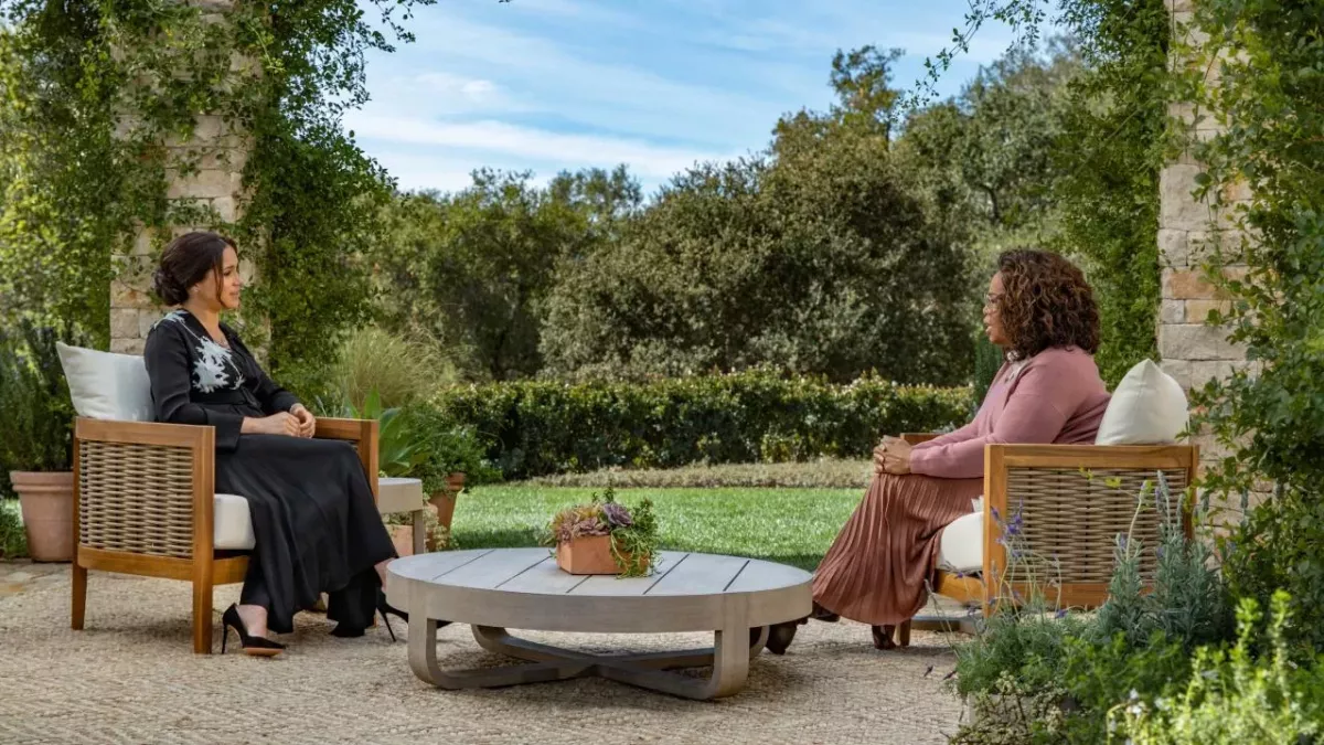 Für das Interview mit Oprah Winfrey trägt Meghan Schmuck von Lady Diana