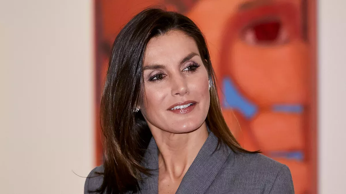 Königin Letizia von Spanien bezaubert mit elegantem Look bei Auftritt in Paris