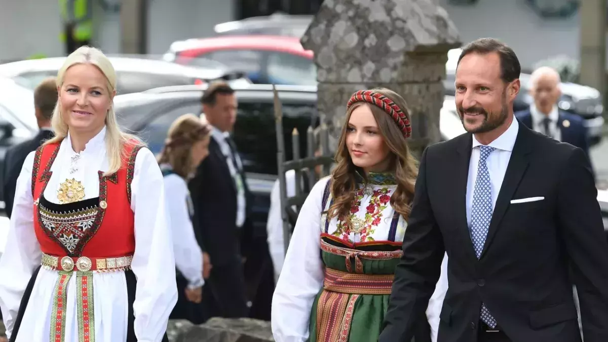 Norwegens Prinzessin hat Corona: Vater Haakon verrät, wie es ihr geht