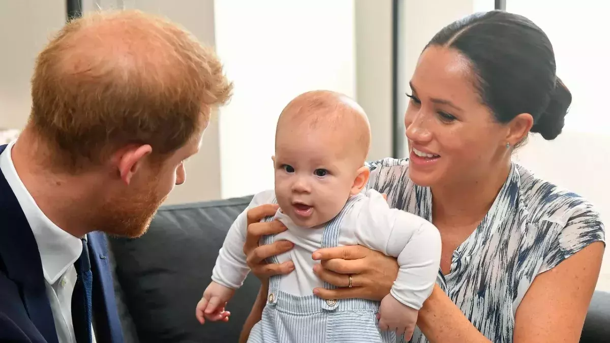 Prinz Harry mit seinem Sohn und Frau