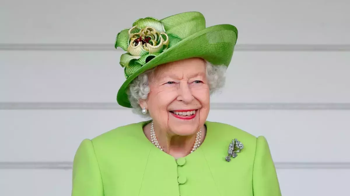Queen Elizabeth: Ihre neue Strategie zur Schadensbegrenzung