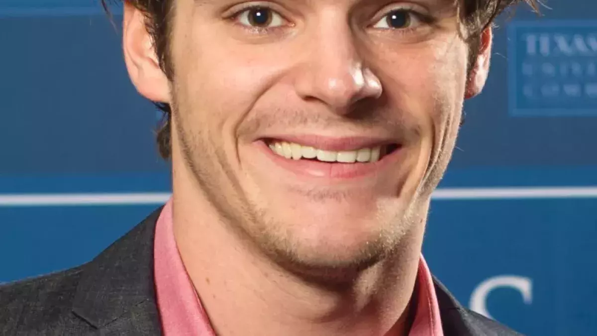 RJ Mitte — Wikimedia Commons