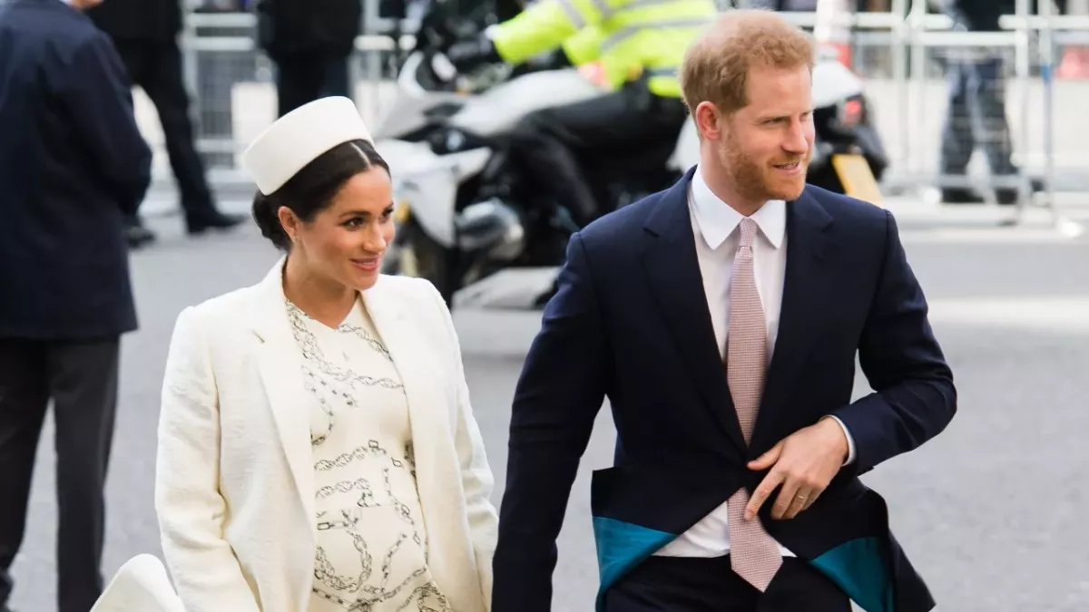 "Tapferkeit, Hoffnung und Liebe": Die wahre Bedeutung hinter Meghans Babybauch-Foto