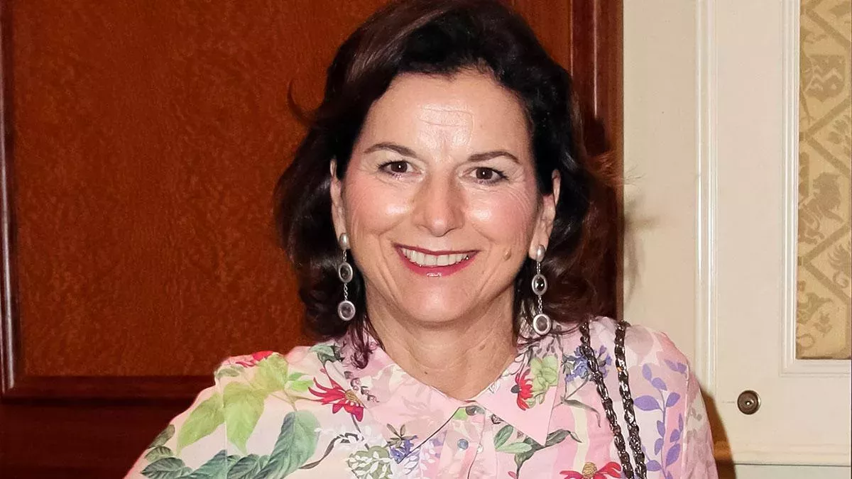 Claudia Obert