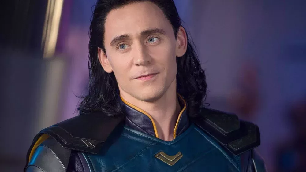 Mit Lokis Zeitsprüngen: Tom Hiddleston lässt Marvel-Fans auf Auferstehung hoffen
