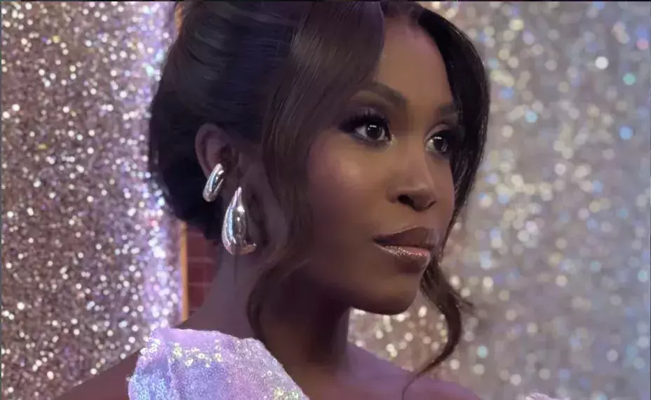 „Ich bin bereit, alles zu erobern“ – Wie Motsi Mabuse mit Mode Kraft zeigt