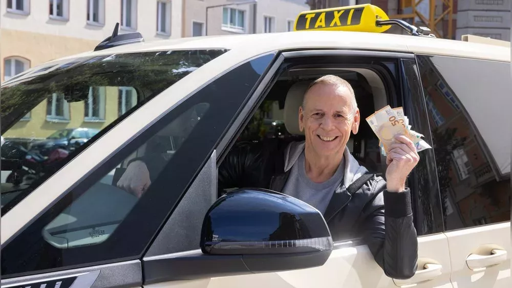 "Quiz Taxi": Die rollende Rateshow mit Thomas Hackenberg kommt zurück