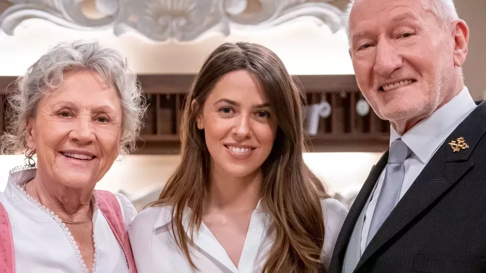 Stargast bei "Sturm der Liebe": Vanessa Mai kommt an den Fürstenhof
