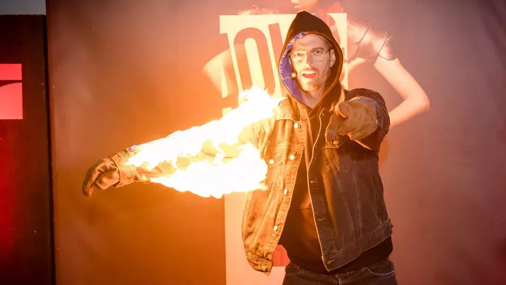 "Joko & Klaas gegen ProSieben": Flammenärmel, Senf und eine Niederlage