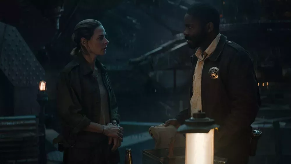 "Silo" mit Rebecca Ferguson: Wenn die Welt da draußen tödlich ist