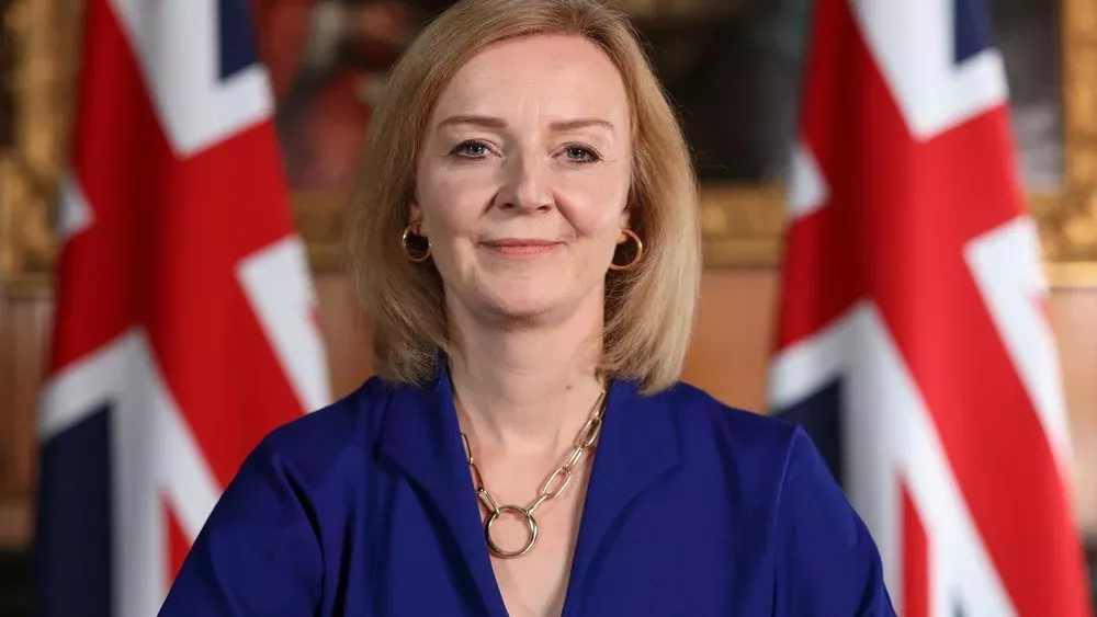 Zieht Kurzzeit-Premier Liz Truss ins britische Dschungelcamp?