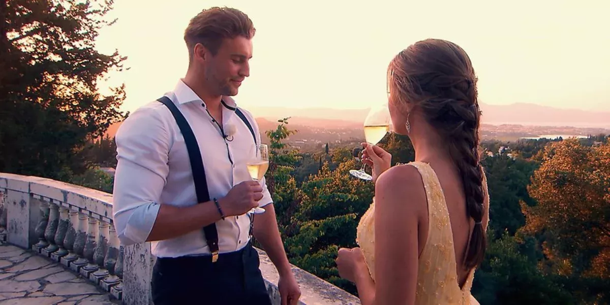 Die Bachelorette: Der Alkohol fließt in Strömen