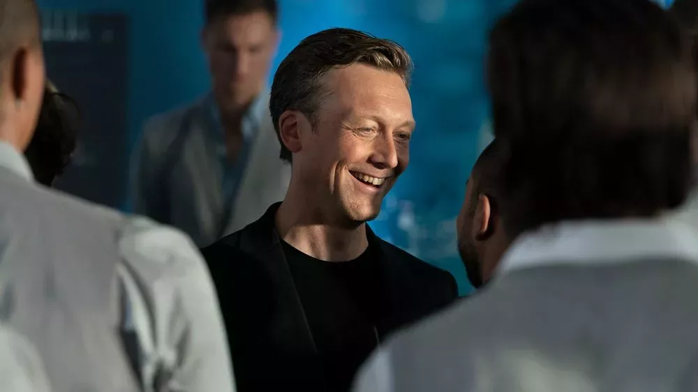 "Tatort Pyramide": Warum verfallen Menschen Verführern wie Komann?