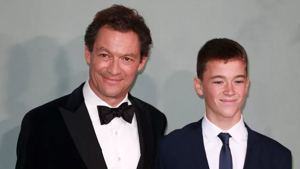 Darum wollte Dominic West seinen Sohn nicht mehr bei "The Crown"