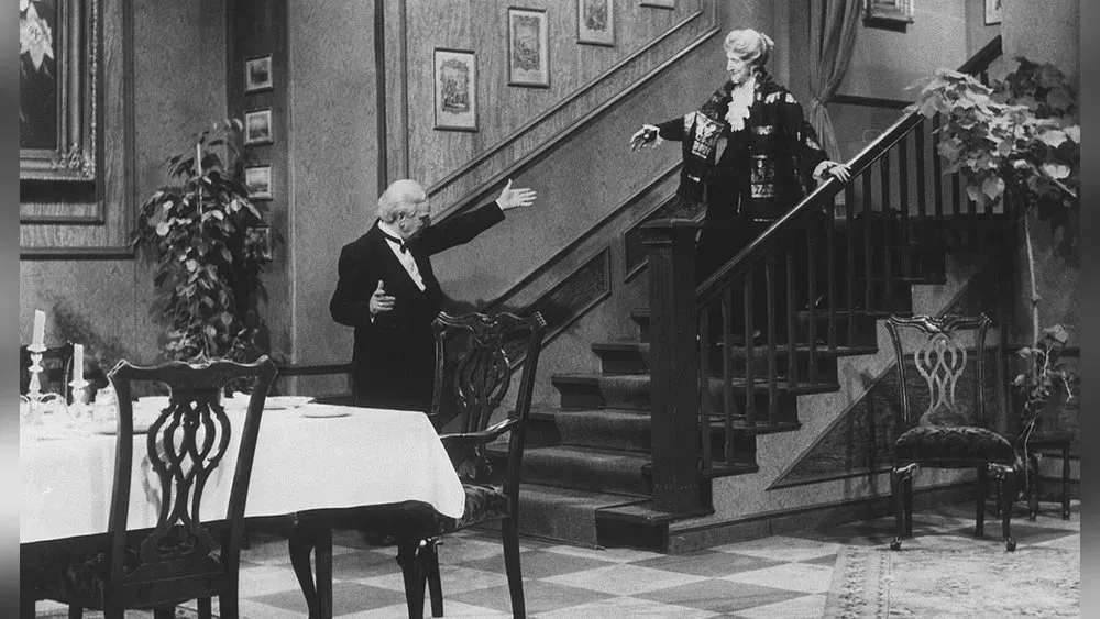 Neue "Dinner for One"-Serie landet bei Amazons Streamingdienst