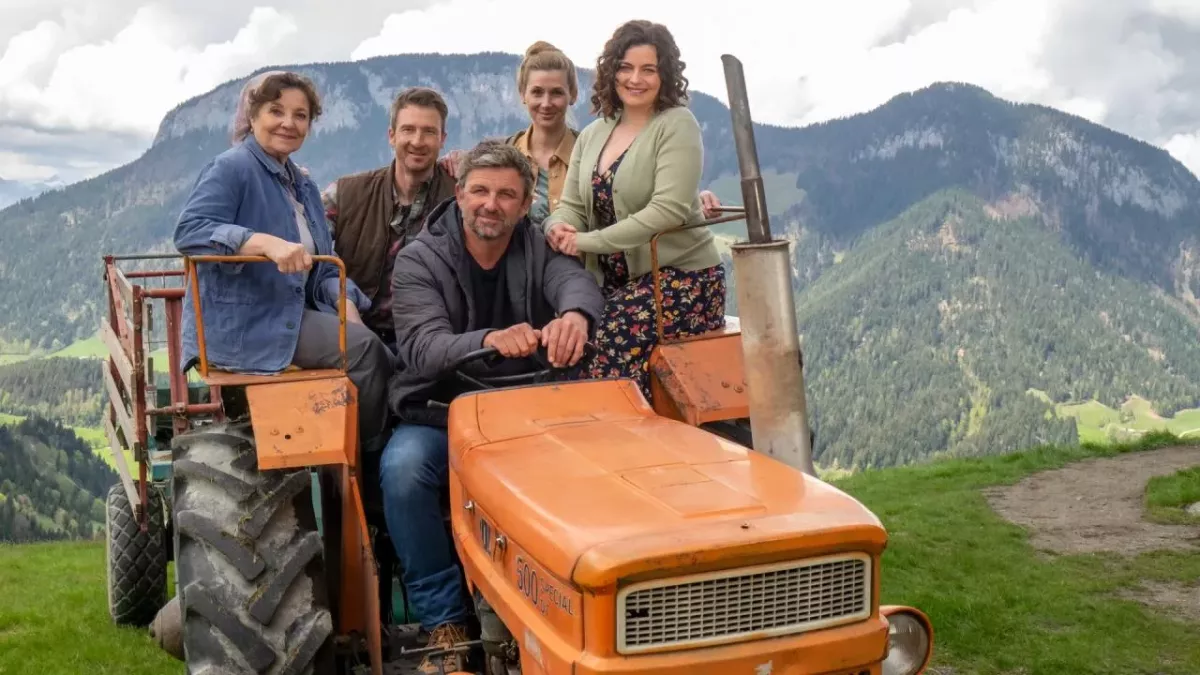 Die 16. "Der Bergdoktor"-Staffel hat noch nicht begonnen, doch die Fans spekulieren schon über das Ende...