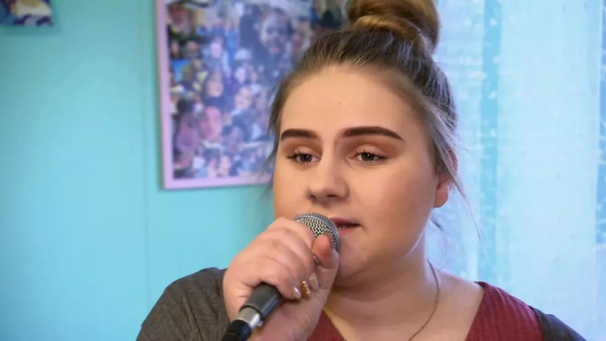 Ein TV-Gesangsauftritt könnte Estefania zum Durchbruch verhelfen. 