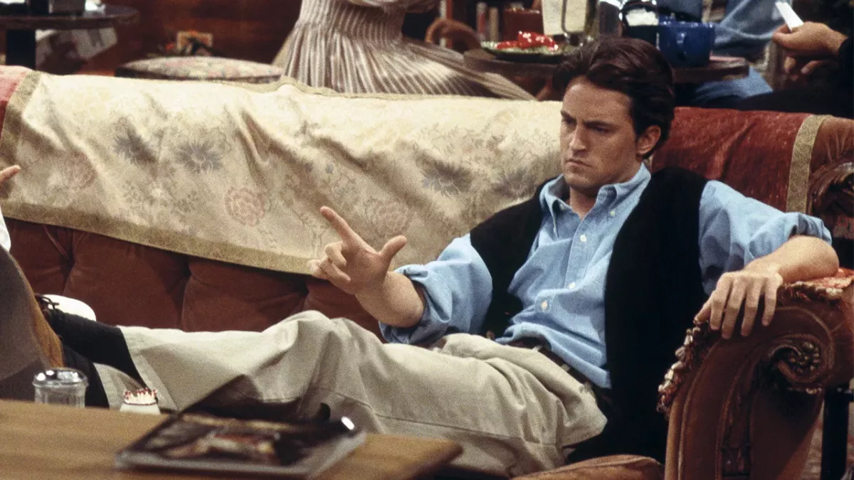 Friends: Matthew Perrys Vater spielt in der Serie mit und niemandem ist es aufgefallen!
