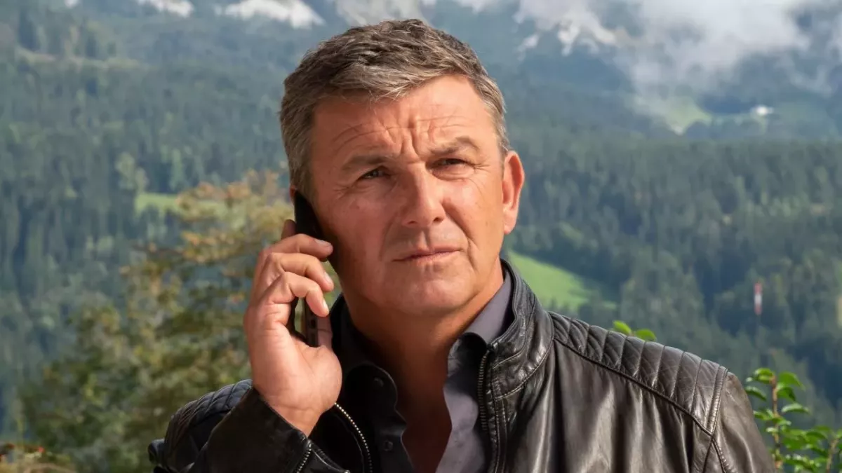 Hans Sigl klärt auf, was es mit dem vermeintlichen Streit auf sich hatte