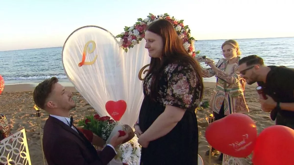 Tim hat Lavinia einen romantischen Antrag gemacht und dafür alles gegeben