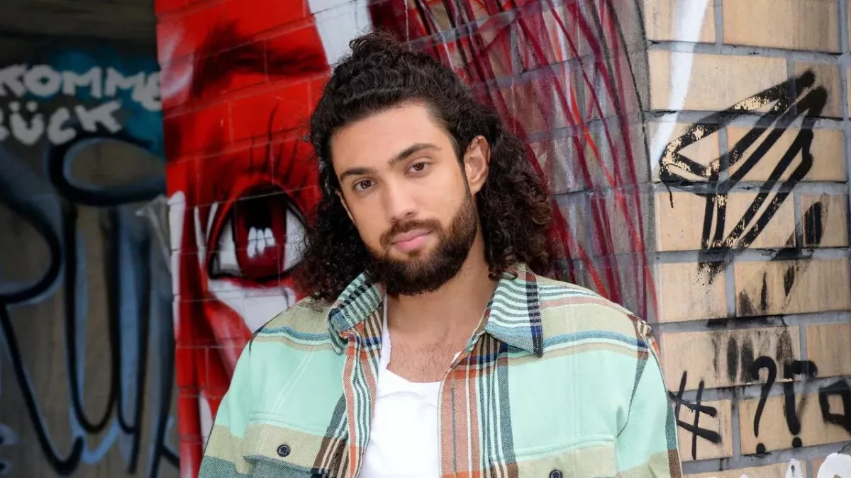 Zeyin Aly