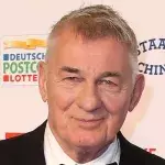 Er zieht in den Dschungel: Diese Filme machten Heinz Hoenig zum Star