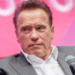 Arnold Schwarzenegger trifft Überlebende des Hamas-Terrors