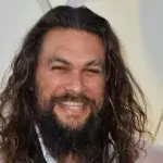 Unfassbar, was Jason Momoa bei "Saturday Night Live" vergessen hatte