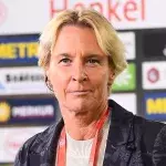 Schock im Frauenfußball: Martina Voss-Tecklenburg fliegt raus!