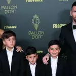 Lionel Messi: Mit der Familie zur Preisverleihung in Paris
