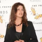 Linda Evangelista besiegt zweimal den Brustkrebs: Das bedeuten ihre Narben für sie