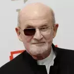 Salman Rushdie antwortet in neuem Buch auf die Messerattacke