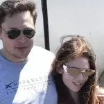 Neue Biografie: Elon Musk und Grimes sollen ein drittes Kind haben