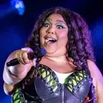 Doch nicht "toxisch"?: Sängerin Lizzo mit Humanitäts-Award geehrt