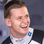 Mick Schumacher zeigt seine Freundin